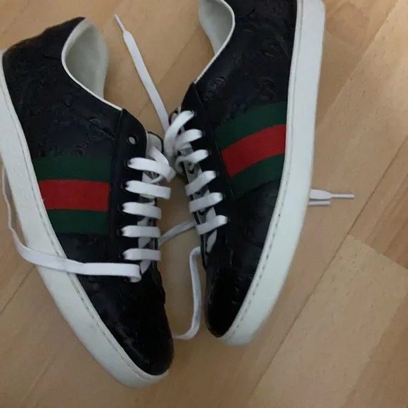 Gucci - Picture 3 of 14